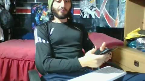 Snapshot of trizquelmen chatting on 10.06.25 Andrew online show from 10.06.25