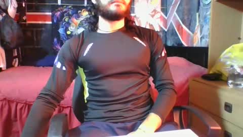 Snapshot of trizquelmen chatting on 10.06.25 Andrew online show from 10.06.25