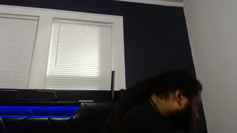 Trmdstrong online show from 10.13.25