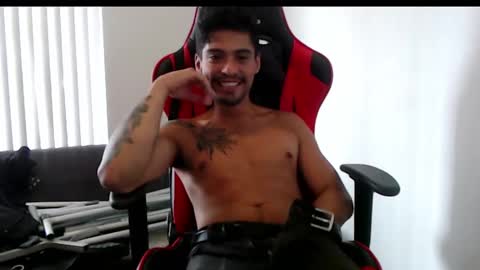 Archie Torres online show from 02.01.25