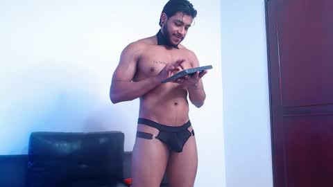    online show from 12.05.25