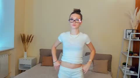 Snapshot of trudikeasley chatting on 07.14.26 trudikeasley online show from 07.14.26