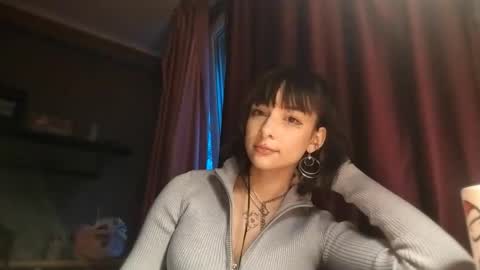 Poly online show from 12.22.25