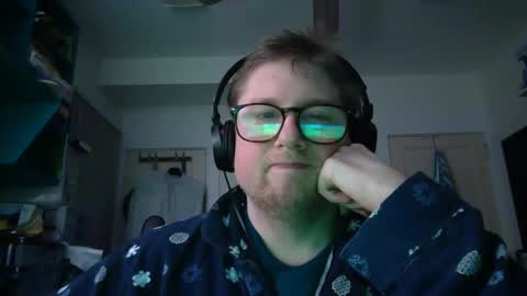 Snapshot of true_manofworth chatting on 12.05.24 HandicappedLaugher online show from 12.05.24