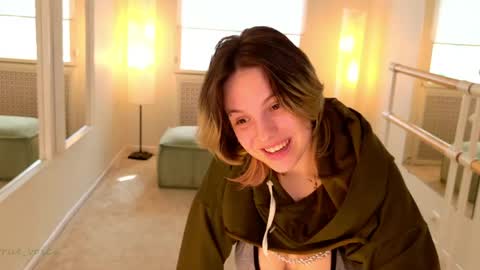 Snapshot of true_voice chatting on 06.02.26 Emma online show from 06.02.26
