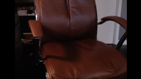 Snapshot of trvler72 chatting on 04.28.26 trvler72 online show from 04.28.26