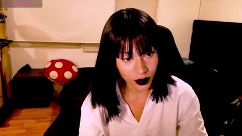 Cait online show from 11.03.25