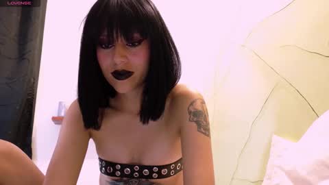 Snapshot of tryp666 chatting on 02.12.26 Cait online show from 02.12.26