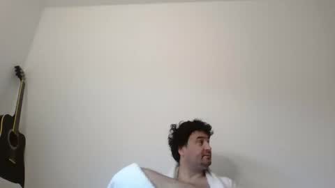 Snapshot of tsartan111 chatting on 10.04.25 tsartan111 online show from 10.04.25