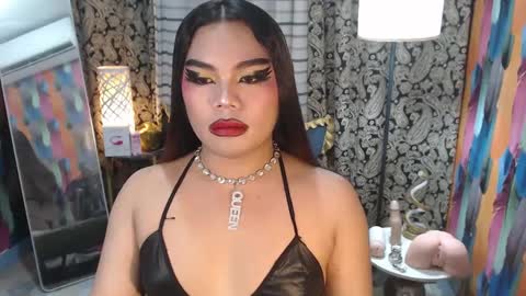 Snapshot of tsbrianabankhugecock chatting on 02.10.25 brianna online show from 02.10.25