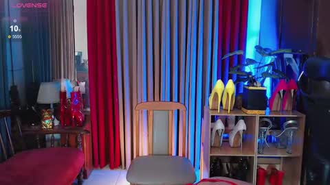 Tsbubblebutt online show from 12.17.25