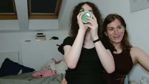 Snapshot of tsbubbles760 chatting on 10.07.25 TSBubbles online show from 10.07.25