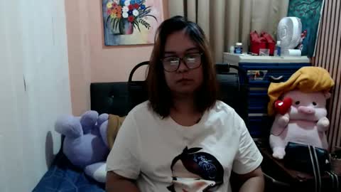 Snapshot of tshotsylvana143 chatting on 04.02.26 Alice Guo online show from 04.02.26