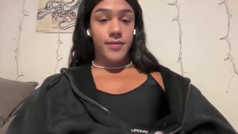 Snapshot of tsj777 chatting on 04.15.26 tsj777 online show from 04.15.26