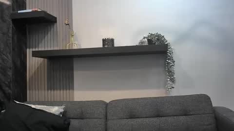Lexi Longg online show from 04.29.26