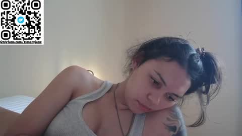 Snapshot of tsmaryjane chatting on 09.10.25 Ts Mary Jane online show from 09.10.25