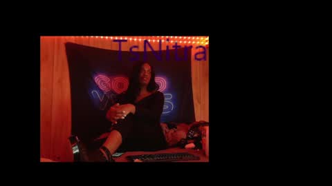 Snapshot of tsnitra chatting on 01.05.25 TsNitra online show from 01.05.25