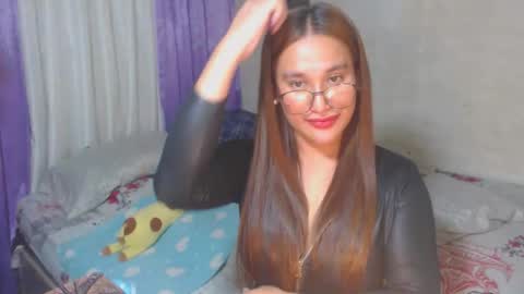 Snapshot of tspam19 chatting on 10.02.25 PAM online show from 10.02.25