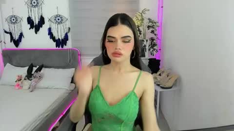 Snapshot of tstoni_talks chatting on 09.30.25 tstoni_talks online show from 09.30.25