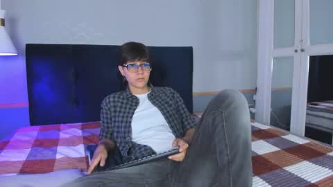 Maru online show from 09.20.25