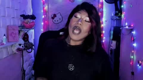 Snapshot of tsviolett chatting on 12.03.24 BellaRoxanna online show from 12.03.24