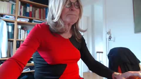 FINN but call me NANNA online show from 11.05.25