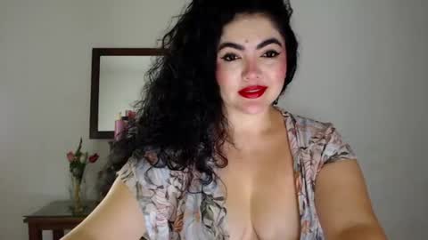 Snapshot of tuti_sex chatting on 07.15.26 tuti online show from 07.15.26