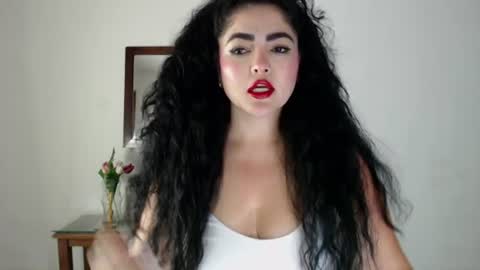 Snapshot of tuti_sex chatting on 07.22.26 tuti online show from 07.22.26