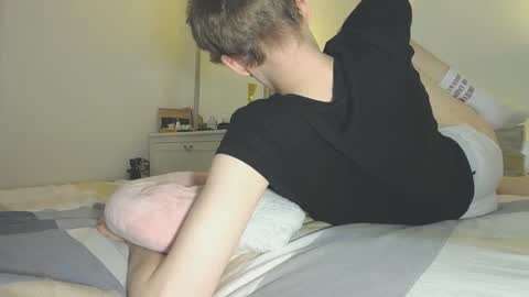 Snapshot of tuz94 chatting on 02.12.25 Dan online show from 02.12.25