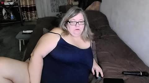 Lana online show from 12.16.25