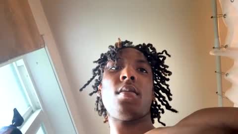 twan810 online show from 04.22.26