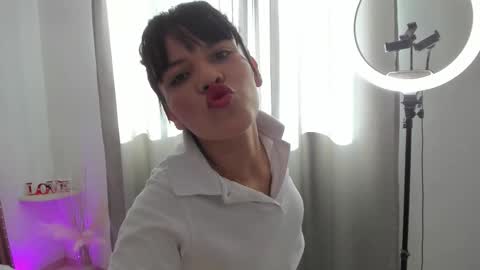 twerkgirl coral online show from 11.18.25