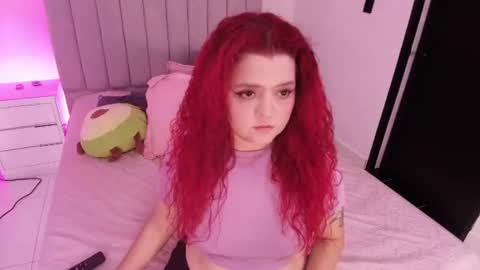 Twiggy online show from 06.11.26
