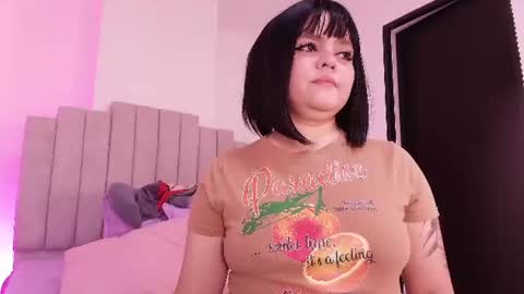 Twiggy online show from 07.29.26