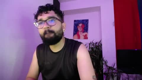 TwinFlamesXX online show from 05.18.26
