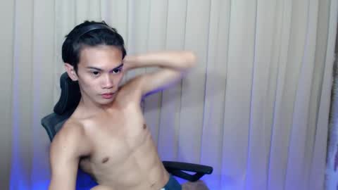 twink_clint online show from 02.27.25