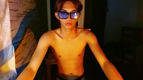 Snapshot of twink_cristian27 chatting on 01.06.26 twink_cristian27 online show from 01.06.26