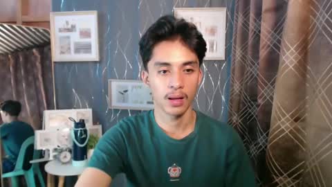 Snapshot of twink_hairyass69 chatting on 12.29.24 Aladin online show from 12.29.24