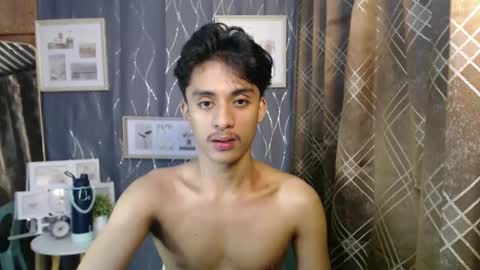 Snapshot of twink_hairyass69 chatting on 12.29.24 Aladin online show from 12.29.24