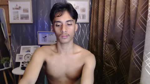 Snapshot of twink_hairyass69 chatting on 01.08.25 Aladin online show from 01.08.25