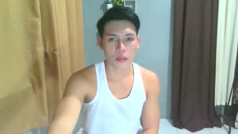 Snapshot of twink_marlon chatting on 06.01.26 Twink sj online show from 06.01.26