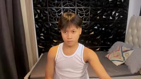 Snapshot of twink_mistingtrevor chatting on 07.06.26 twink_mistingtrevor online show from 07.06.26