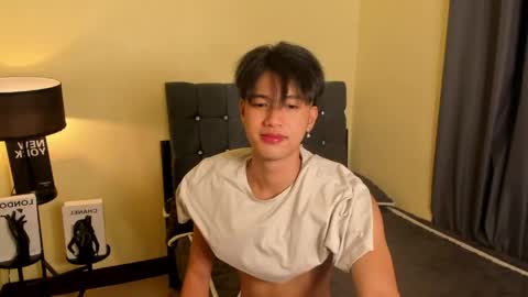Snapshot of twinks8inches chatting on 05.25.26 always horny clark online show from 05.25.26