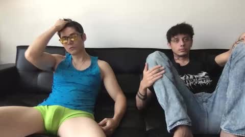 Snapshot of twinksguys360 chatting on 02.14.25 Derrick online show from 02.14.25