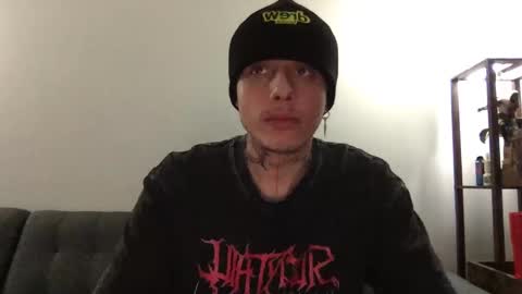 Snapshot of twinksguys360 chatting on 09.14.25 Derrick online show from 09.14.25