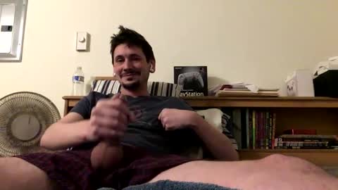 Snapshot of twinkymcgee1234 chatting on 10.05.25 TwinkyMcgee online show from 10.05.25