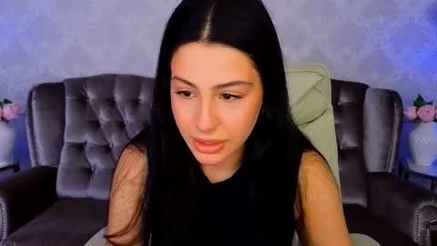 Snapshot of twix_ten chatting on 02.11.26 twix_ten online show from 02.11.26