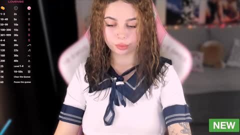 Snapshot of twixi_pixxie chatting on 01.31.25 your Twixi online show from 01.31.25