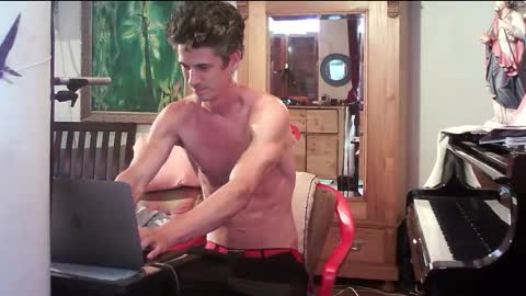 Snapshot of twoforallprivate chatting on 11.01.25 TobeBritta online show from 11.01.25