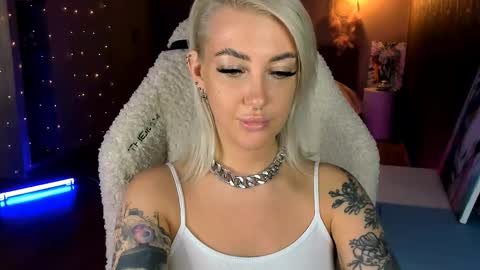 Miley online show from 03.11.26